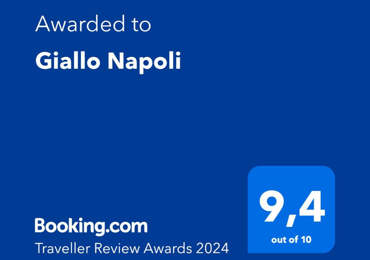 Giallo Napoli Zewnętrze zdjęcie