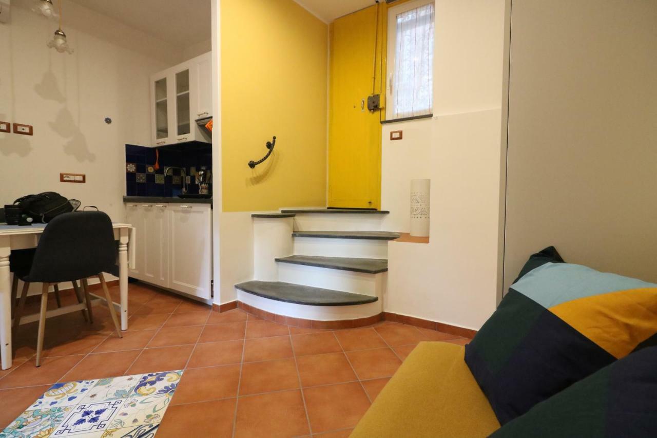 Giallo Napoli Zewnętrze zdjęcie